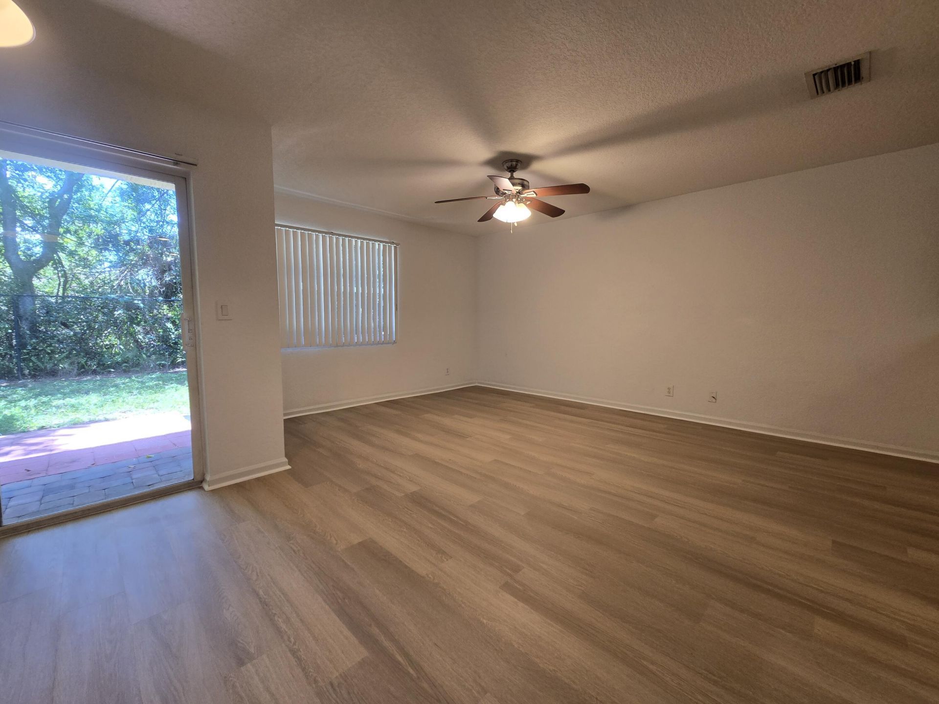 921 Imperial Lake Road, West Palm Beach, FL 33413 Photo