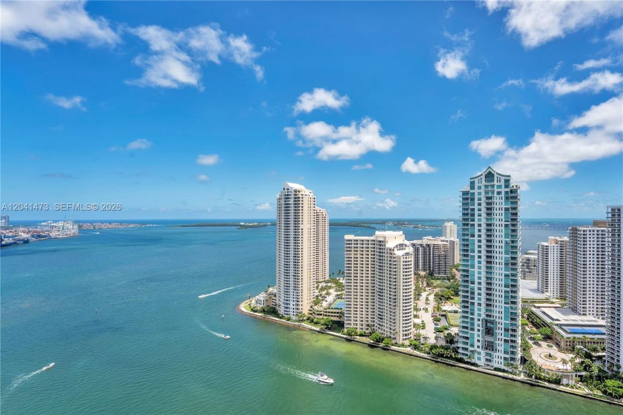 325 S Biscayne Blvd, Unit 3921, Miami, FL 33131 Photo