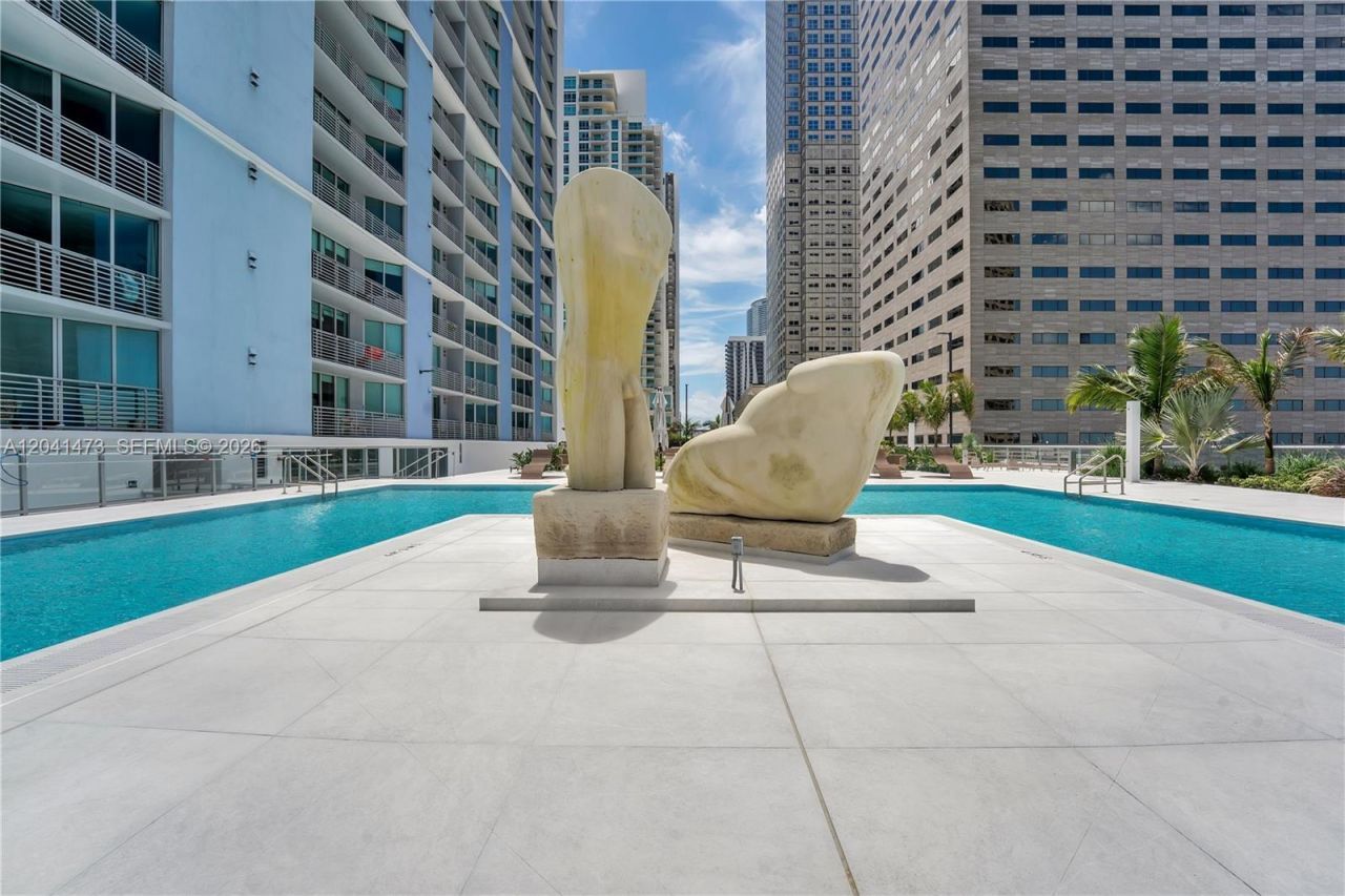 325 S Biscayne Blvd, Unit 3921, Miami, FL 33131 Photo