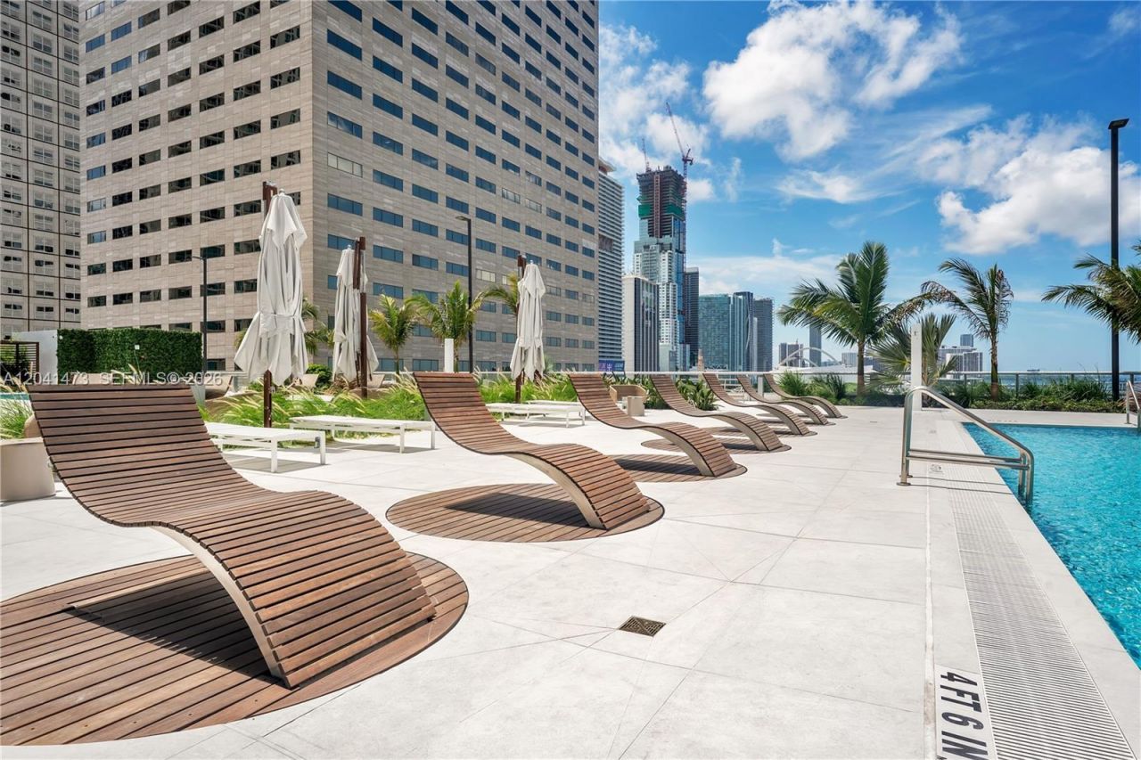 325 S Biscayne Blvd, Unit 3921, Miami, FL 33131 Photo