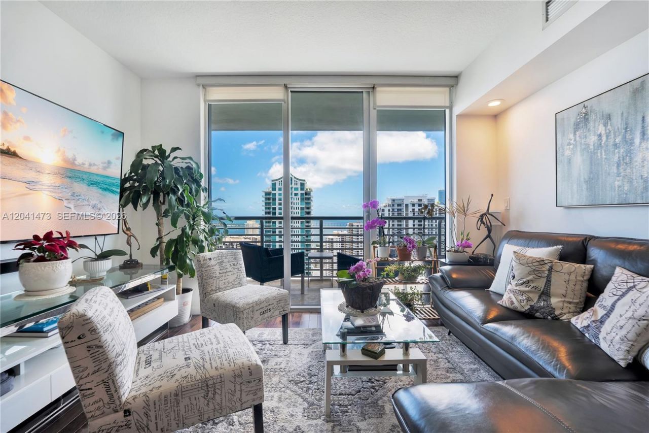 325 S Biscayne Blvd, Unit 3921, Miami, FL 33131 Photo