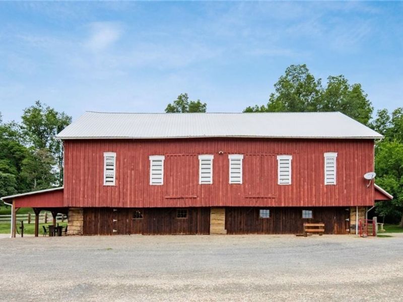 2665 Sub Station Road NE, New Philadelphia, OH 44663 Photo 6