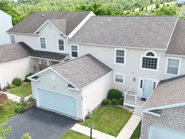106 Sandy Brae, Canonsburg, PA 15317