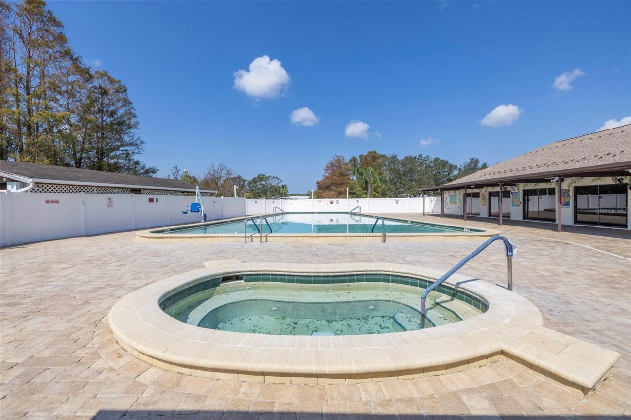 1001 Starkey Road , Unit 292, Largo, FL 33771 Photo