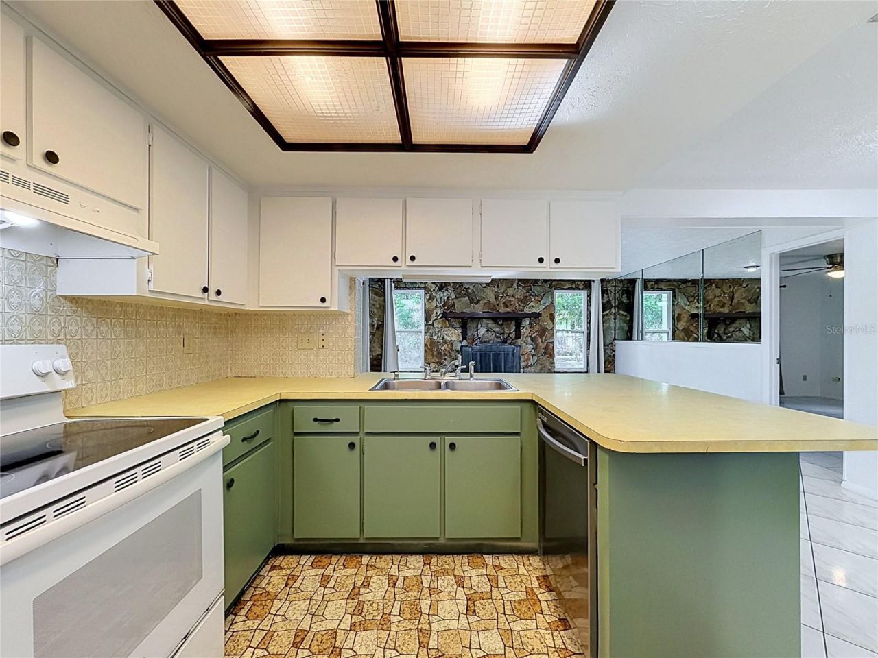 8846 Carmen Lane , Port Richey, FL 34668 Photo