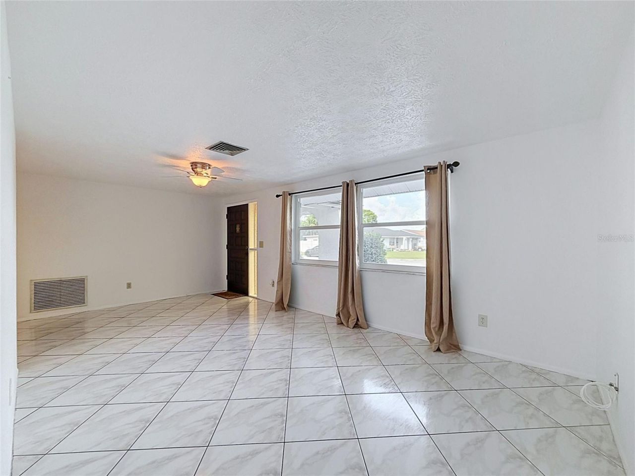 8846 Carmen Lane , Port Richey, FL 34668 Photo