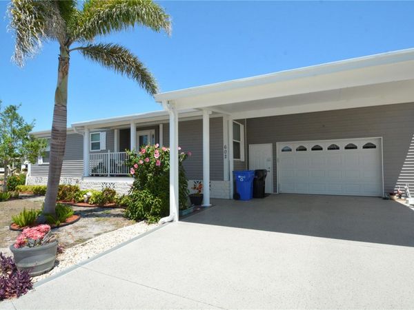 602 CAREFREE, VENICE, FL 34285