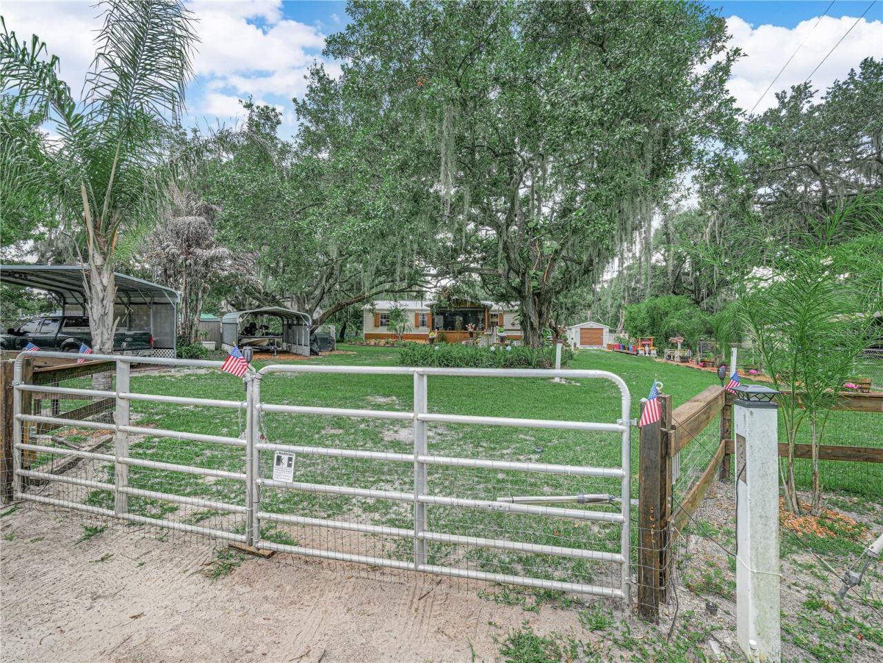 565 Landing Road , Kenansville, FL 34739 Photo