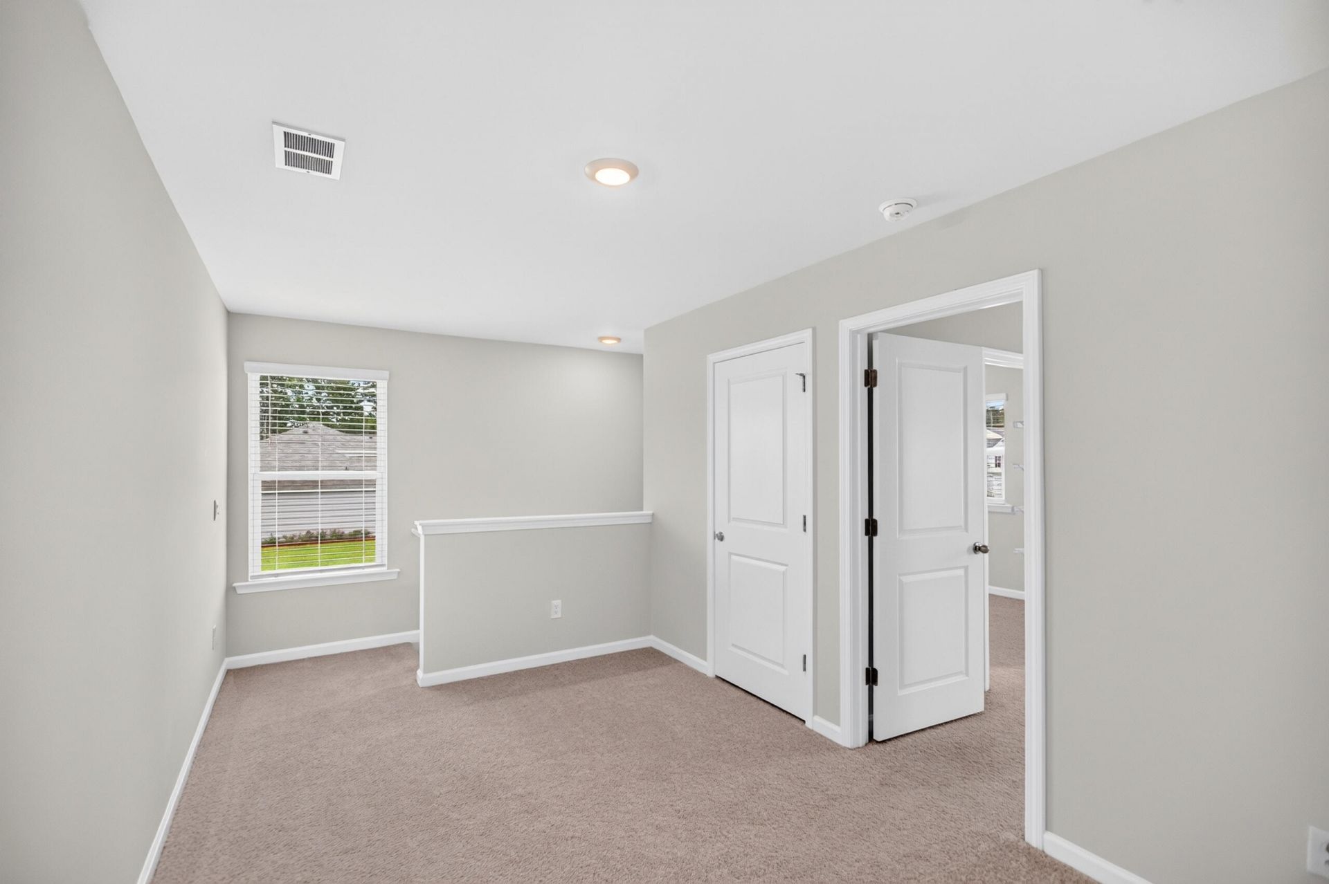 129 Holly Leaf Lane Photo 12