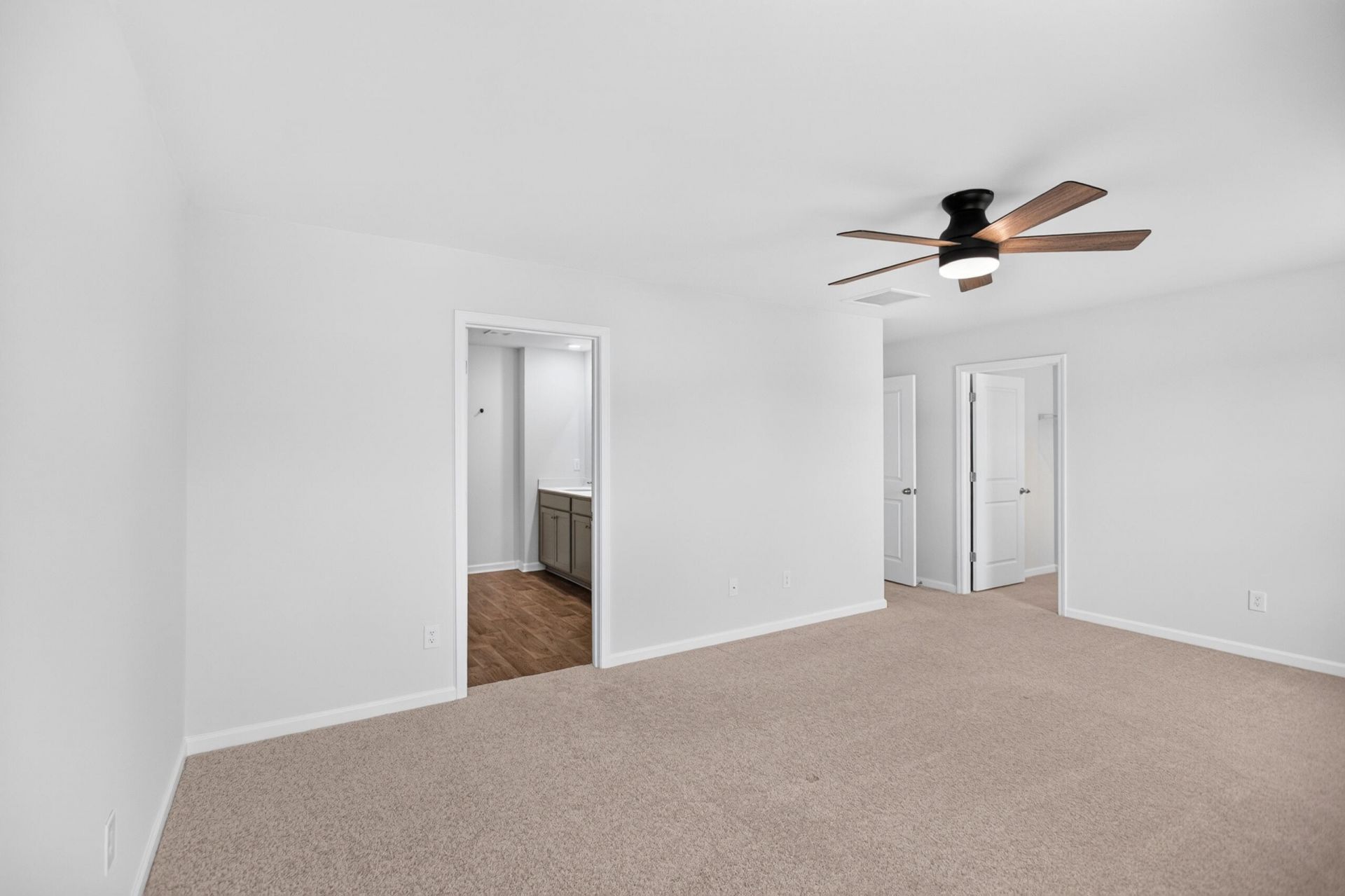 129 Holly Leaf Lane Photo 14