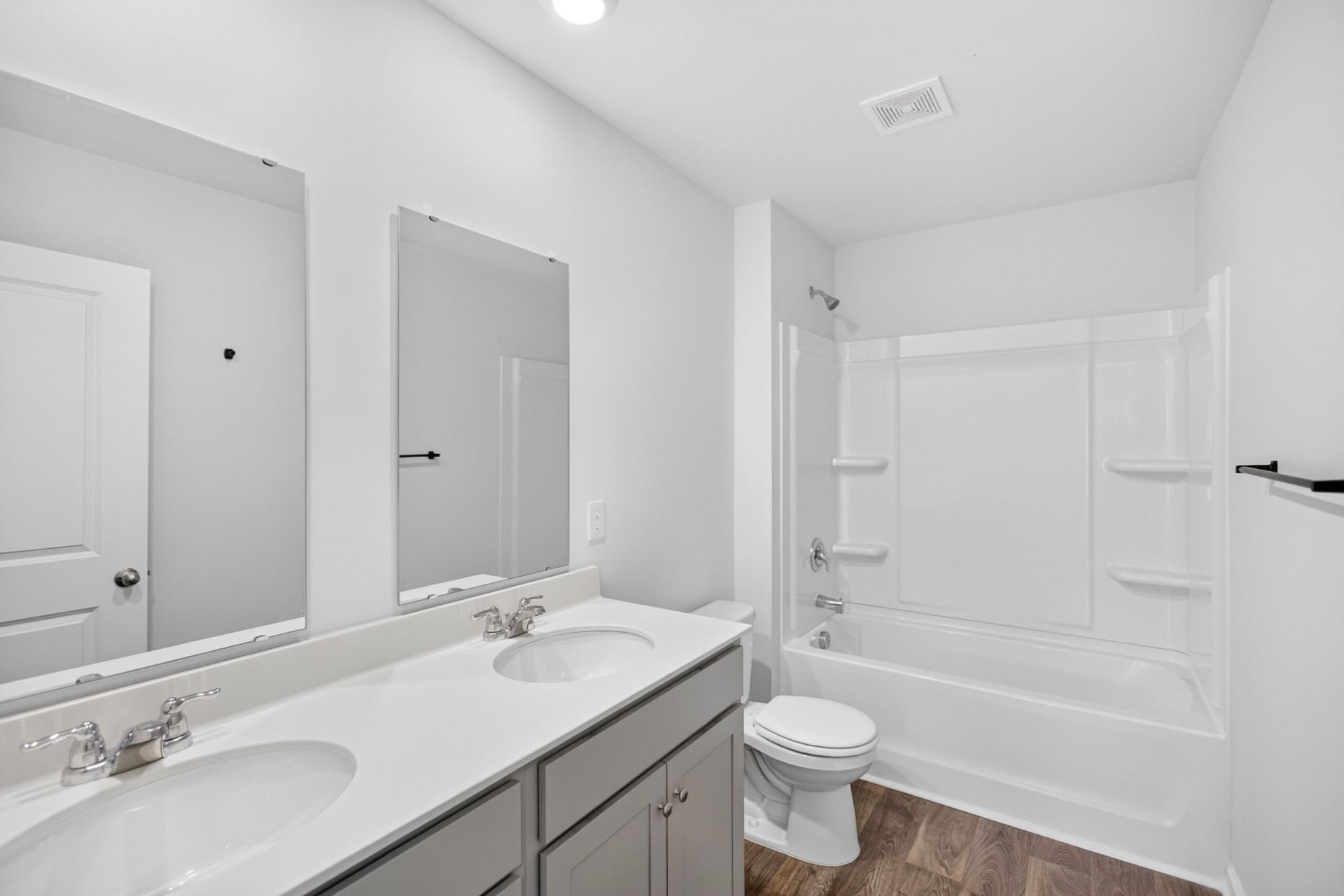 129 Holly Leaf Lane Photo 21