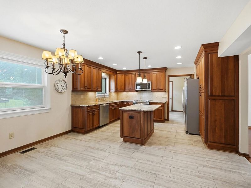 6137 Holywell Drive, Dublin, OH 43017 Photo 15