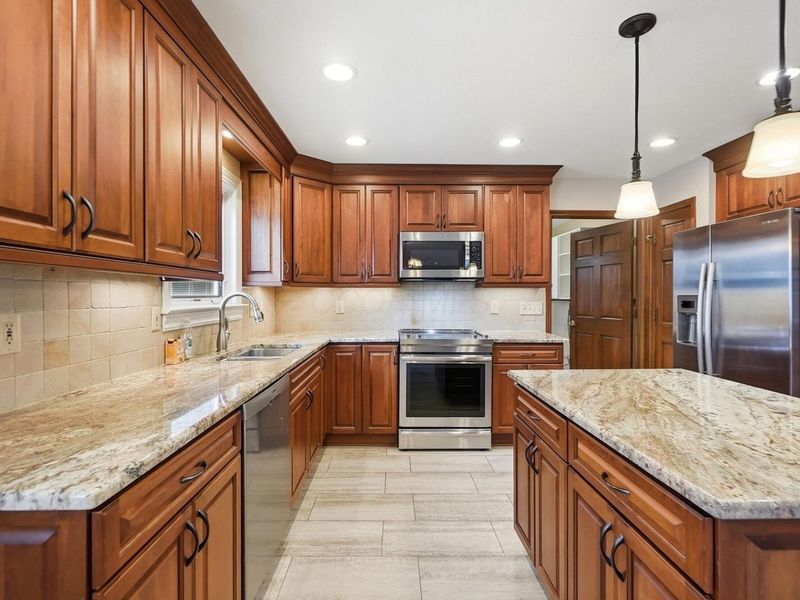 6137 Holywell Drive, Dublin, OH 43017 Photo 18