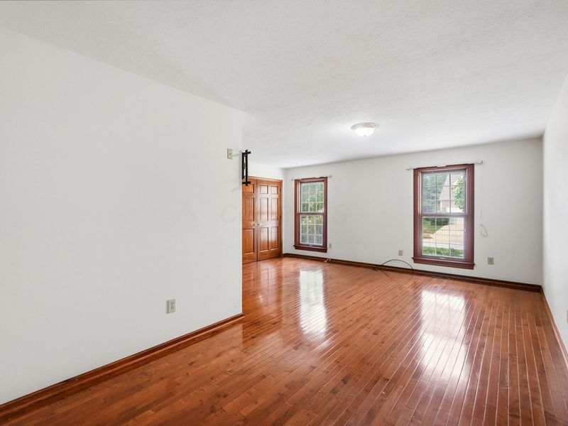 6137 Holywell Drive, Dublin, OH 43017 Photo 29