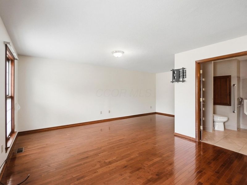 6137 Holywell Drive, Dublin, OH 43017 Photo 31