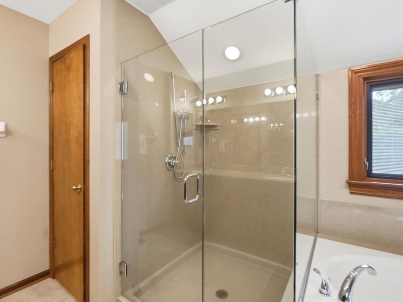 6137 Holywell Drive, Dublin, OH 43017 Photo 50