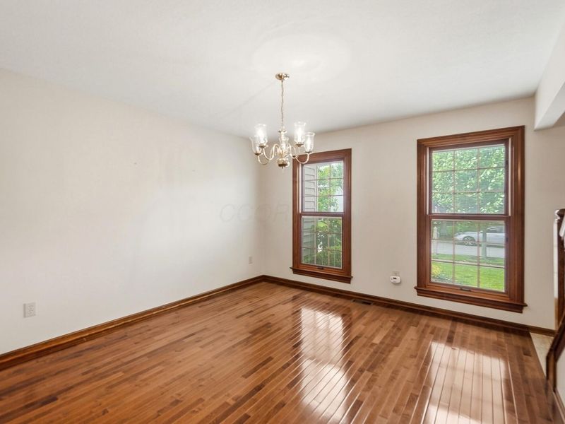 6137 Holywell Drive, Dublin, OH 43017 Photo 8