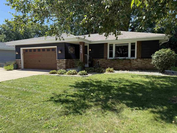 345 Beechwood Drive, Janesville, WI 53548