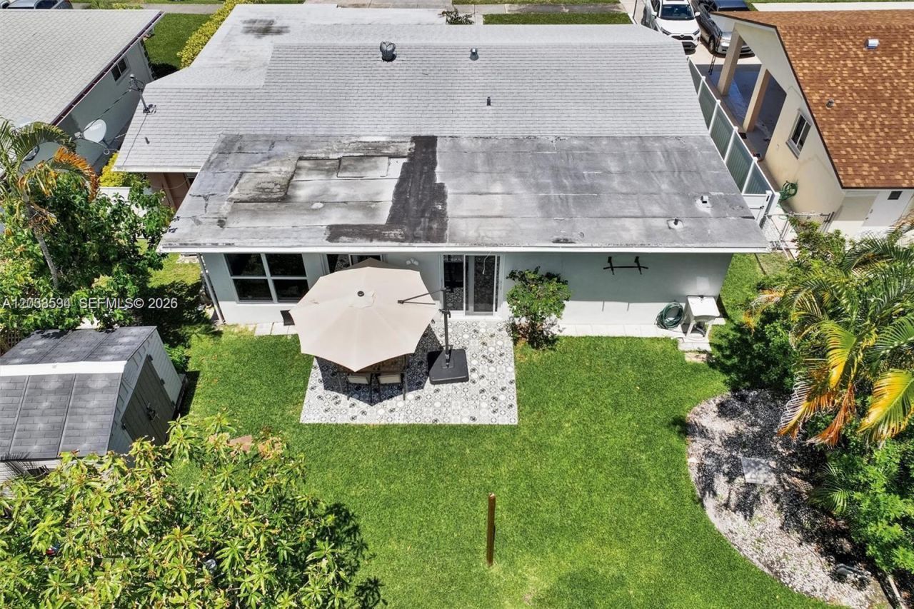 814 NE 4th St , Hallandale Beach, FL 33009 Photo