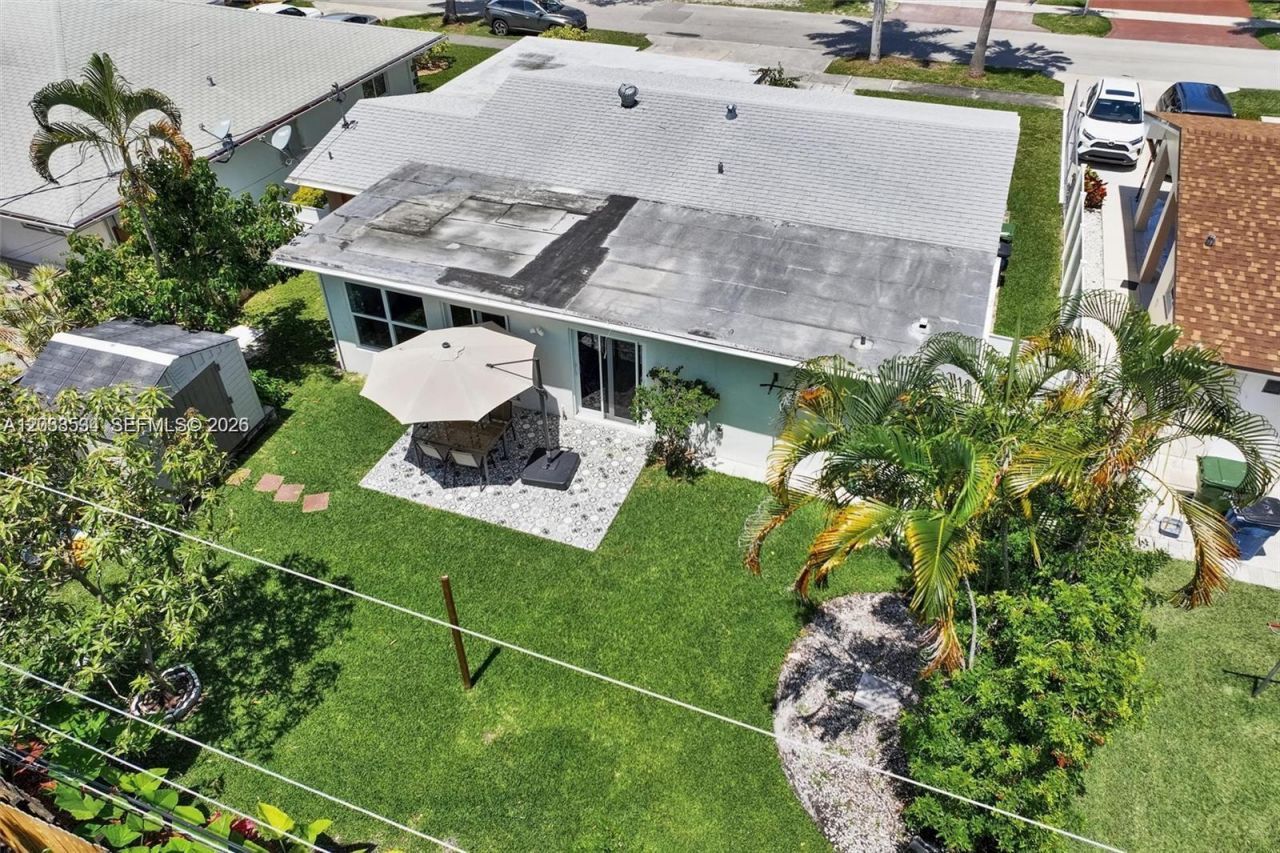 814 NE 4th St , Hallandale Beach, FL 33009 Photo