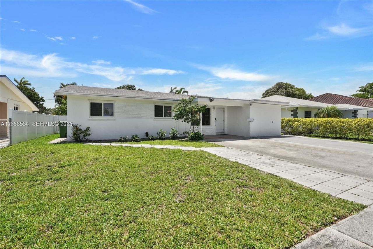 814 NE 4th St , Hallandale Beach, FL 33009 Photo