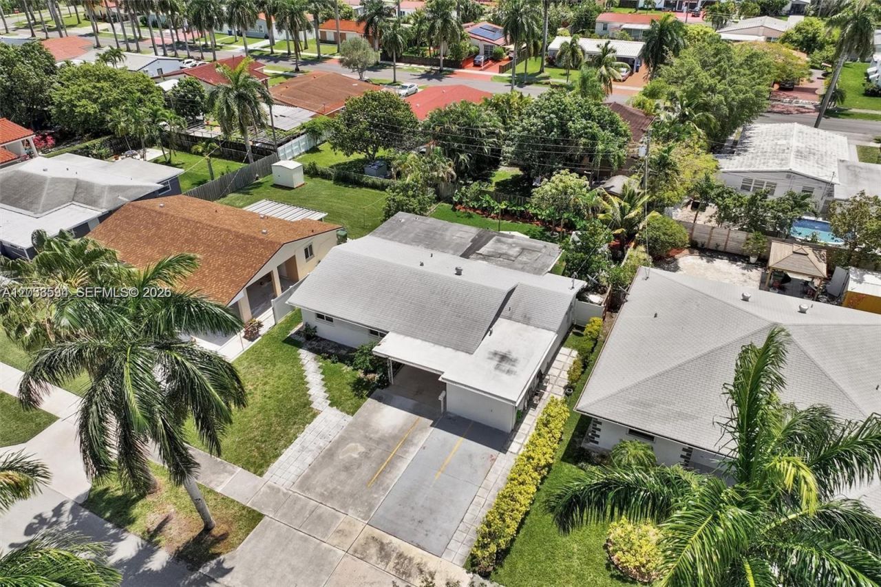 814 NE 4th St , Hallandale Beach, FL 33009 Photo