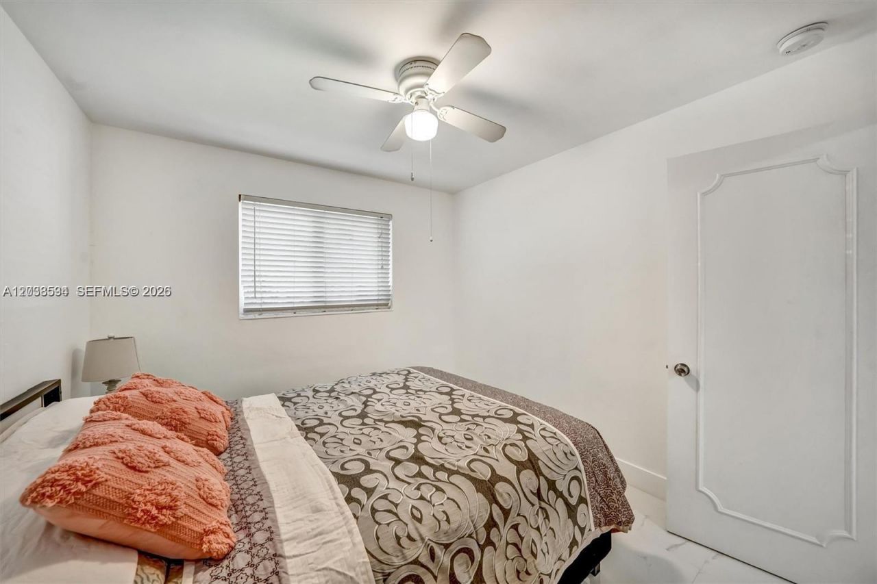 814 NE 4th St , Hallandale Beach, FL 33009 Photo
