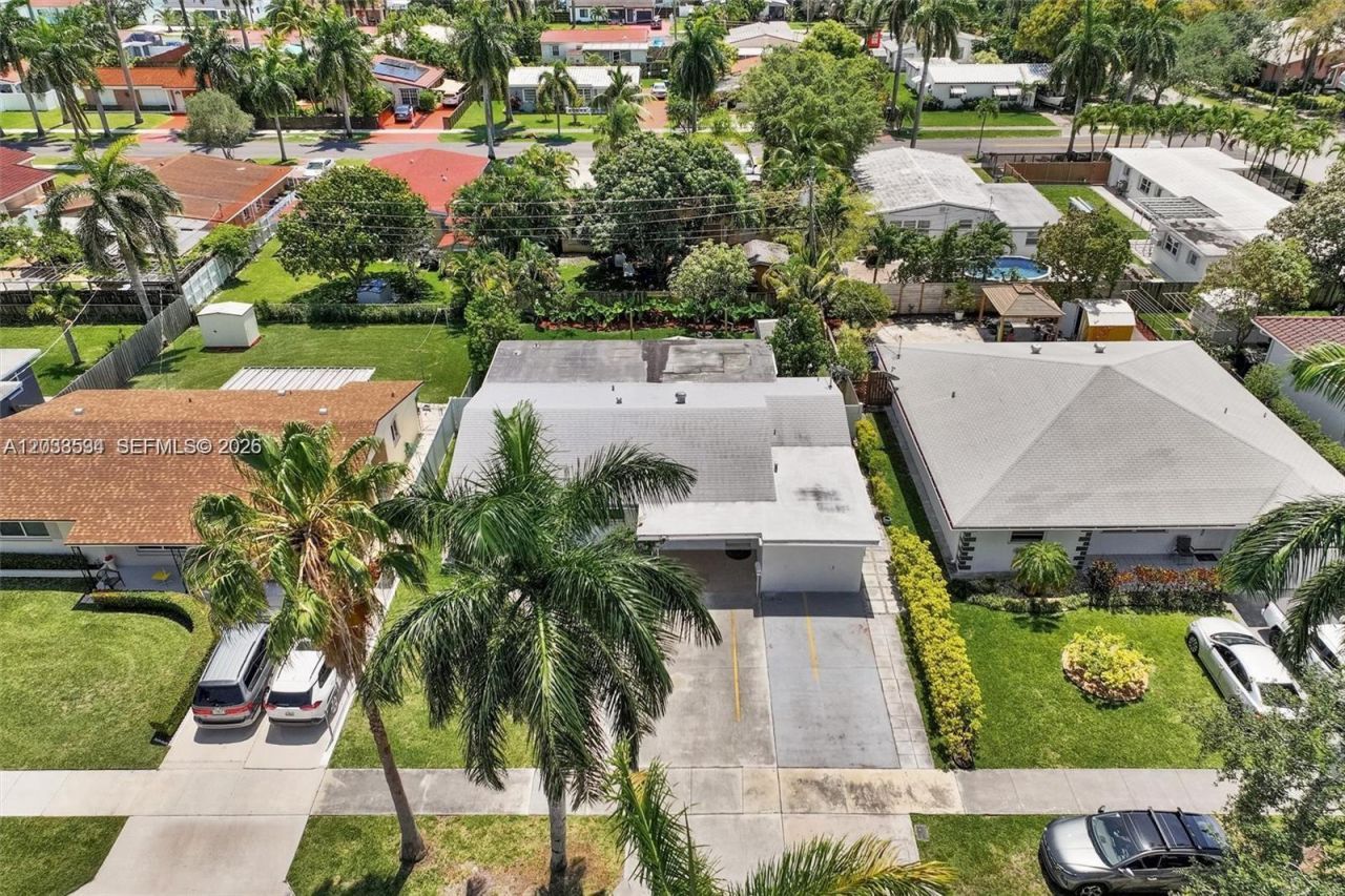 814 NE 4th St , Hallandale Beach, FL 33009 Photo