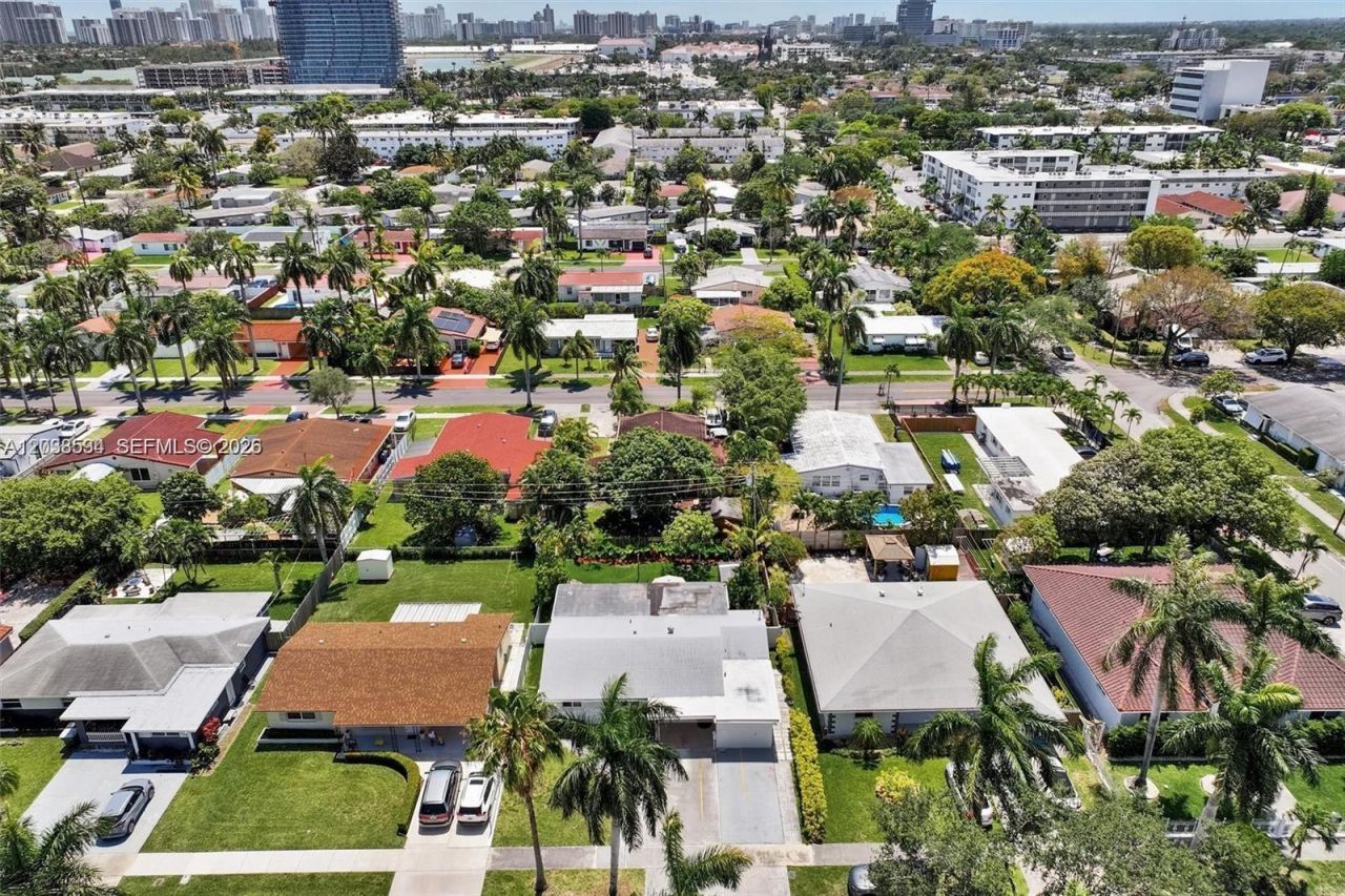 814 NE 4th St , Hallandale Beach, FL 33009 Photo