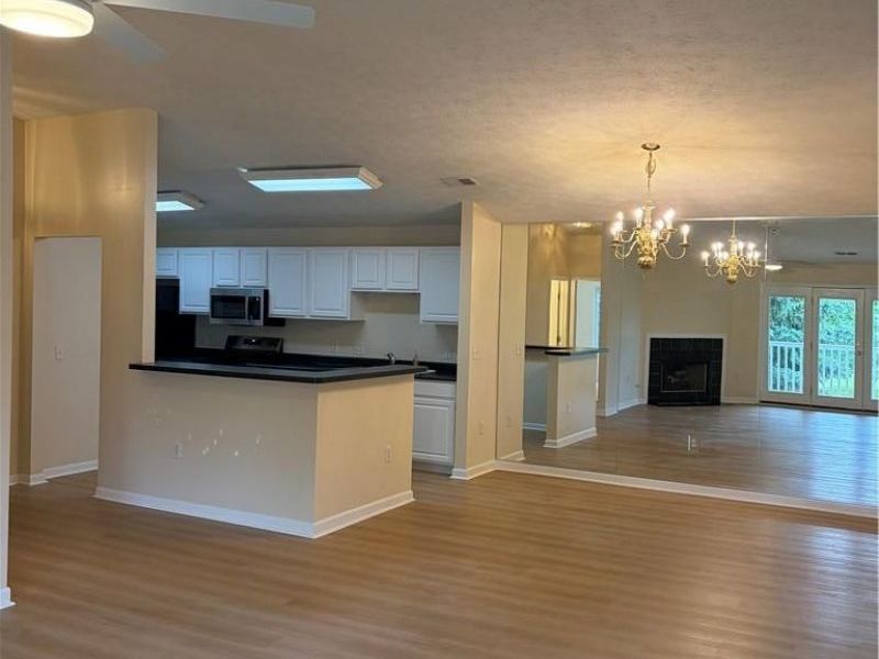 2640 Netherland Drive, Unit 206, Beavercreek, OH 45431 Photo 3