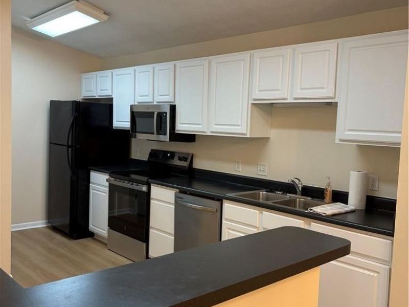 2640 Netherland Drive, Unit 206, Beavercreek, OH 45431 Photo 8
