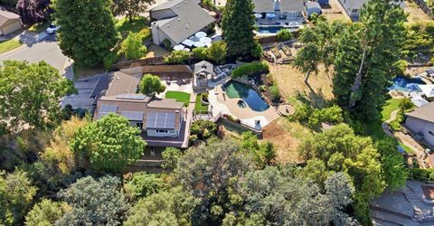 121 Prospector Ct, Folsom, CA 95630 Photo