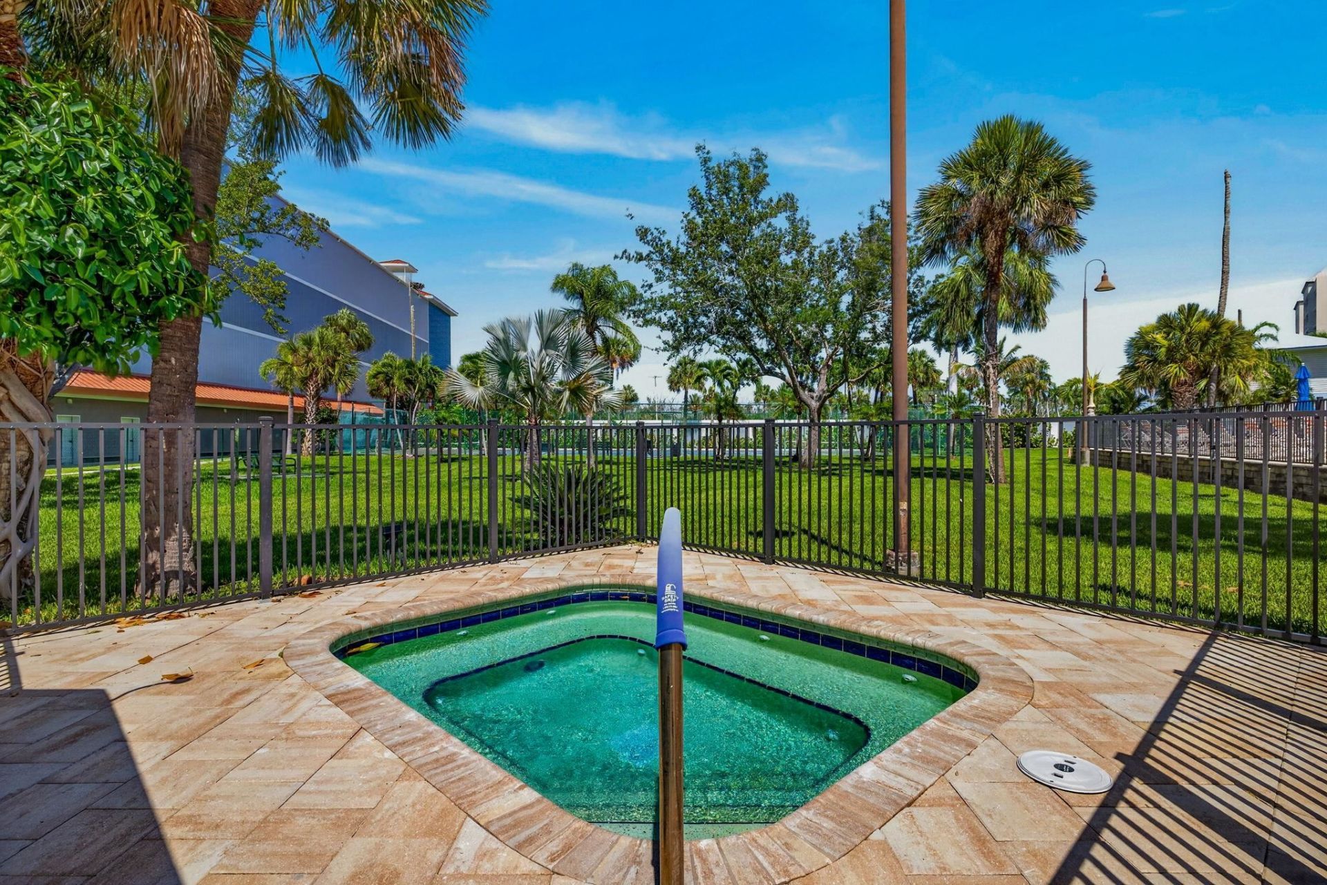 15011 Punta Rassa Rd, Unit 905, Fort Myers, FL 33908 Photo
