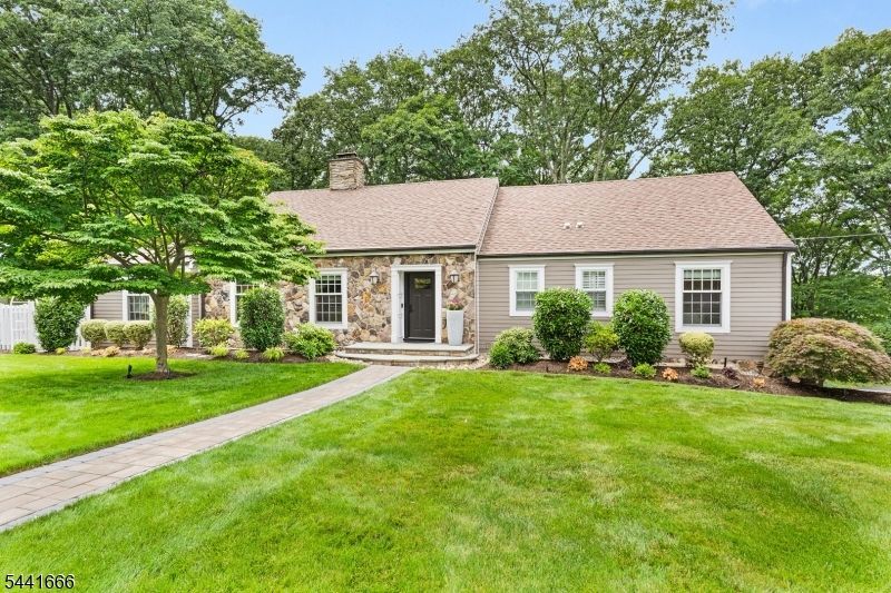 89 Skyline Dr, Morris, NJ 07960 Main Photo