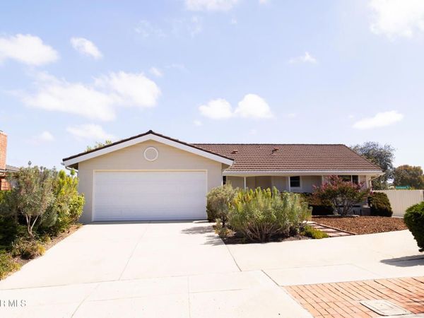 1294 Knollwood Drive, Newbury Park, CA 91320