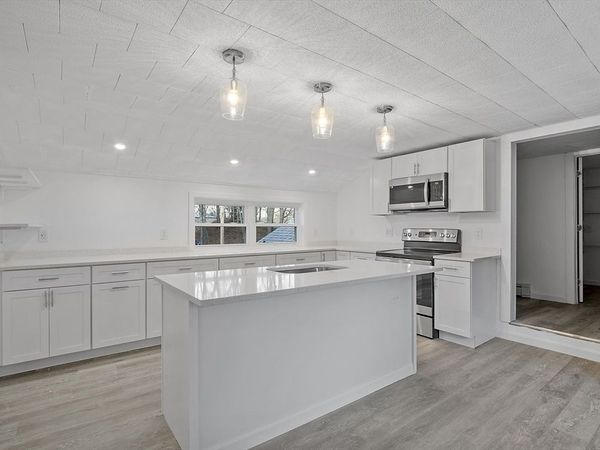 47 Railroad Ave, Unit 2, Rowley, MA 01969