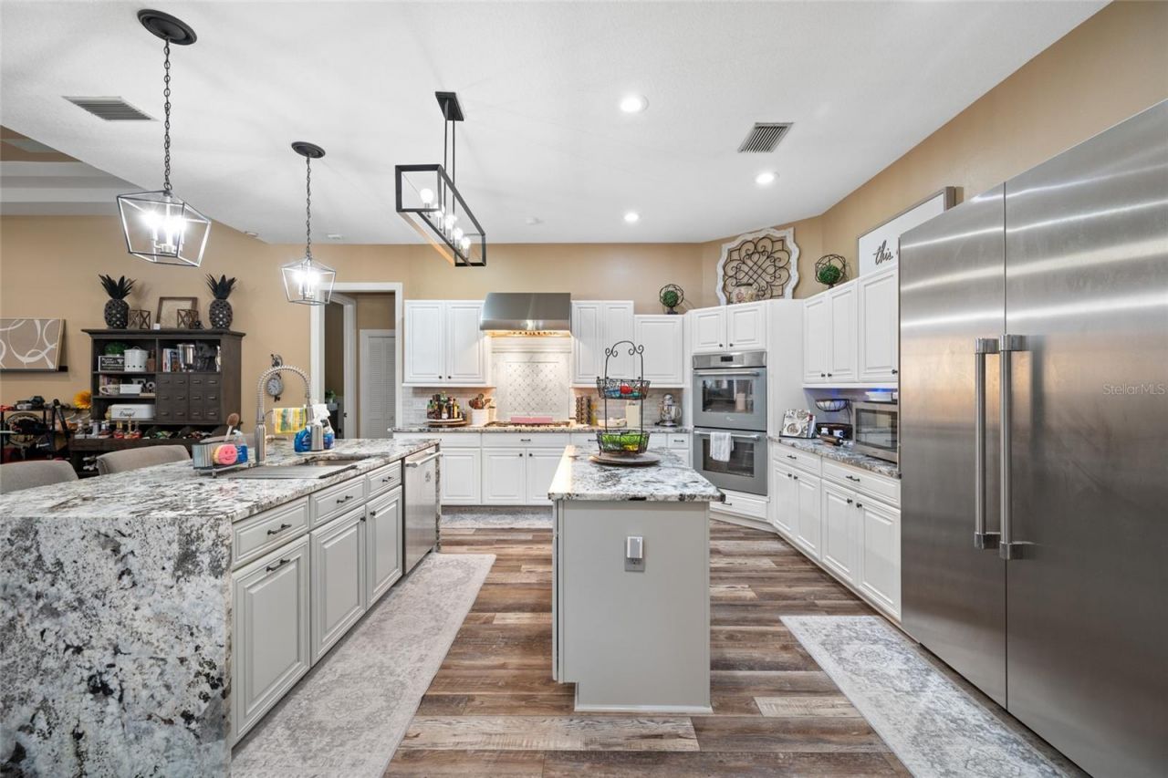 7888 Bayou Club Boulevard, Seminole, FL 33777 Photo