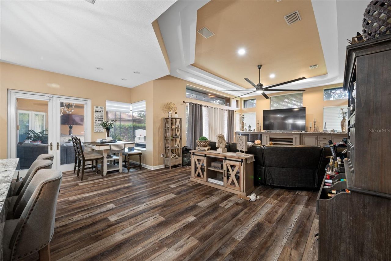 7888 Bayou Club Boulevard, Seminole, FL 33777 Photo
