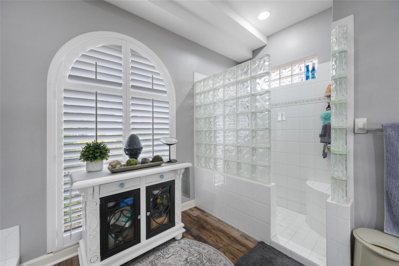 7888 Bayou Club Boulevard, Seminole, FL 33777 Photo