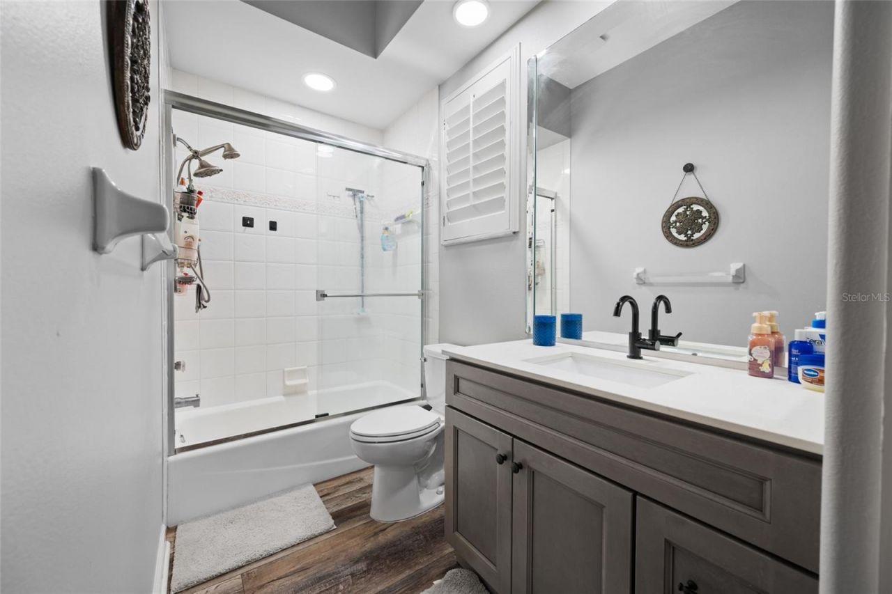 7888 Bayou Club Boulevard, Seminole, FL 33777 Photo