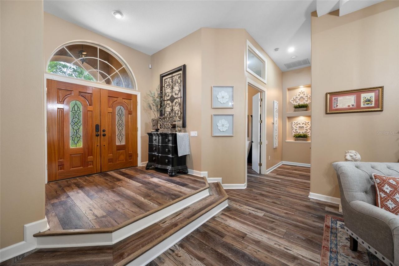 7888 Bayou Club Boulevard, Seminole, FL 33777 Photo