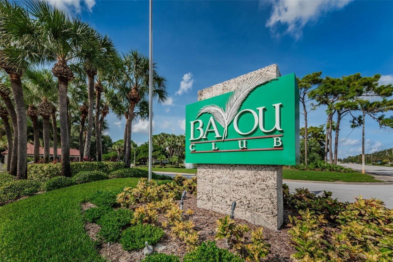 7888 Bayou Club Boulevard, Seminole, FL 33777 Photo