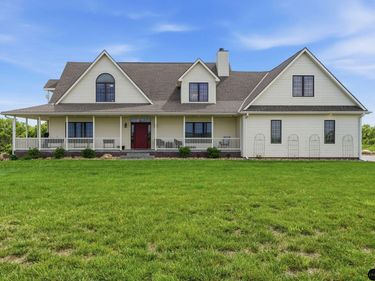 1561 Raymond Road, Garland, NE 68360