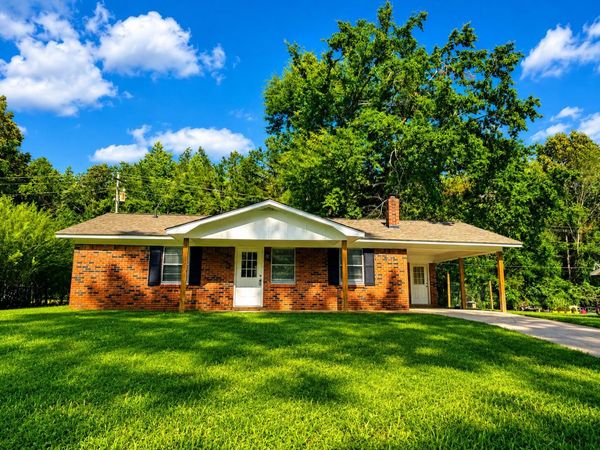 508 Briarwood Dr., New Albany, MS 38652