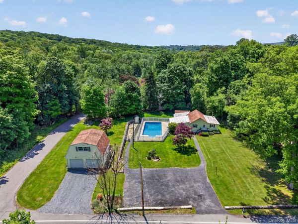 592 Long Pond Road, Mahopac, NY 10541