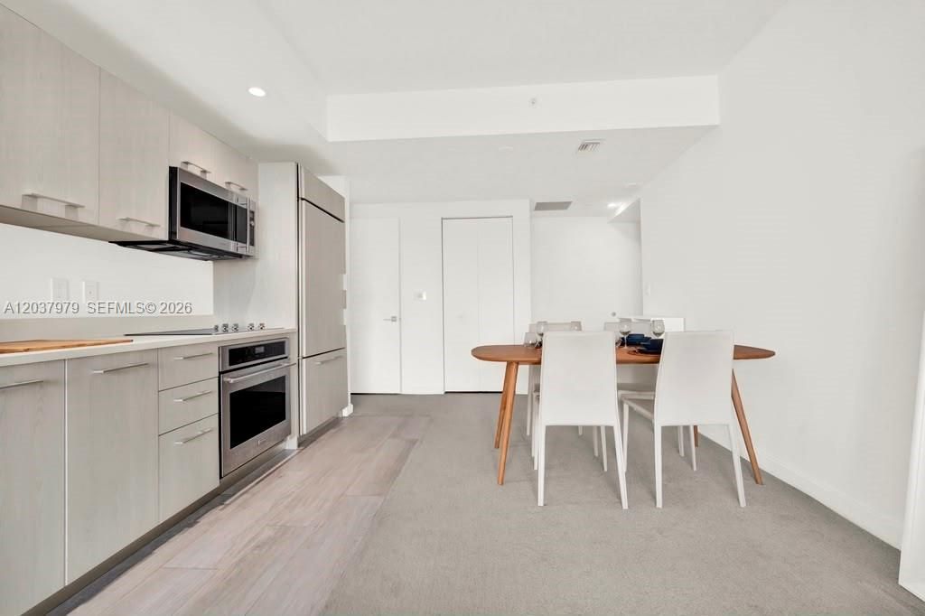 45 SW 9th St , Unit 1609, Miami, FL 33130 Photo