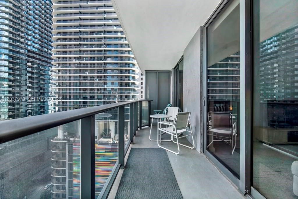 45 SW 9th St , Unit 1609, Miami, FL 33130 Photo