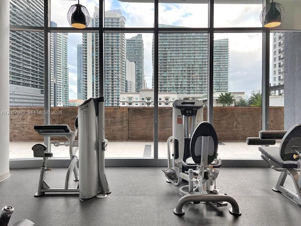 45 SW 9th St , Unit 1609, Miami, FL 33130 Photo