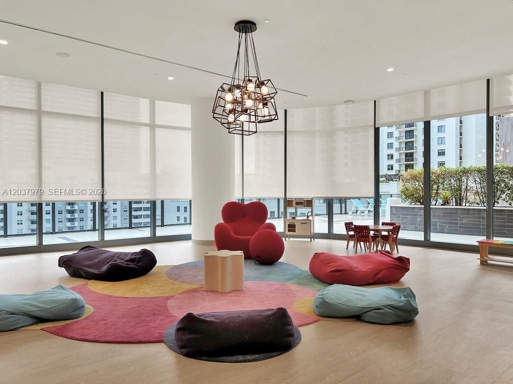 45 SW 9th St , Unit 1609, Miami, FL 33130 Photo