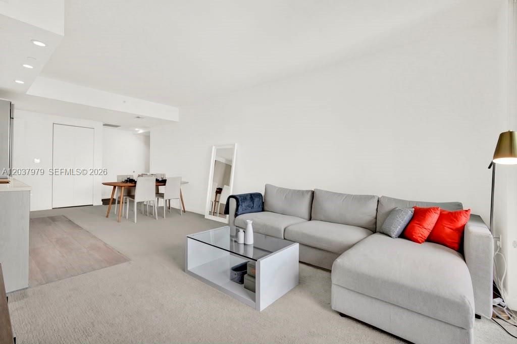 45 SW 9th St , Unit 1609, Miami, FL 33130 Photo